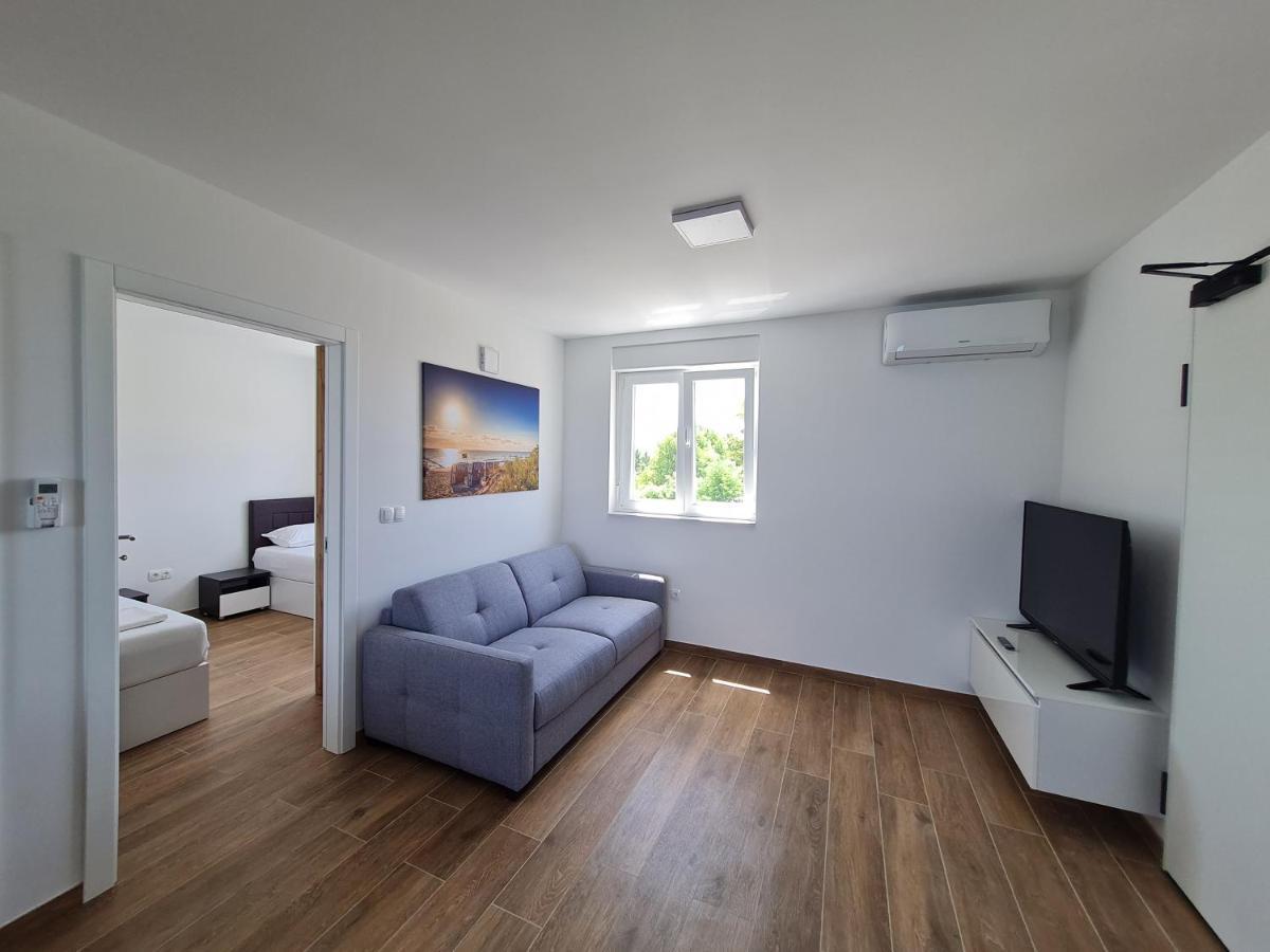 Apartmani Adria 宁 外观 照片