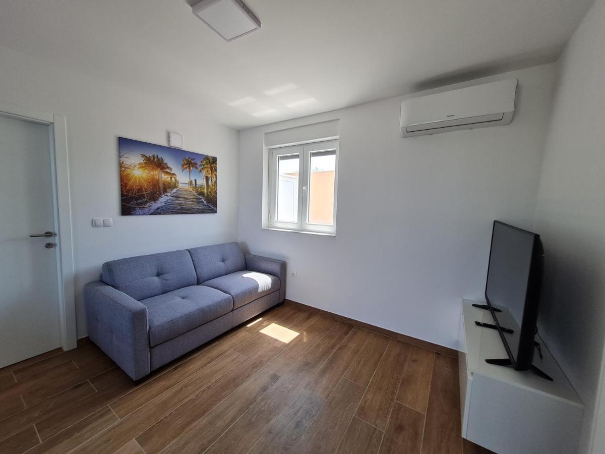 Apartmani Adria 宁 外观 照片