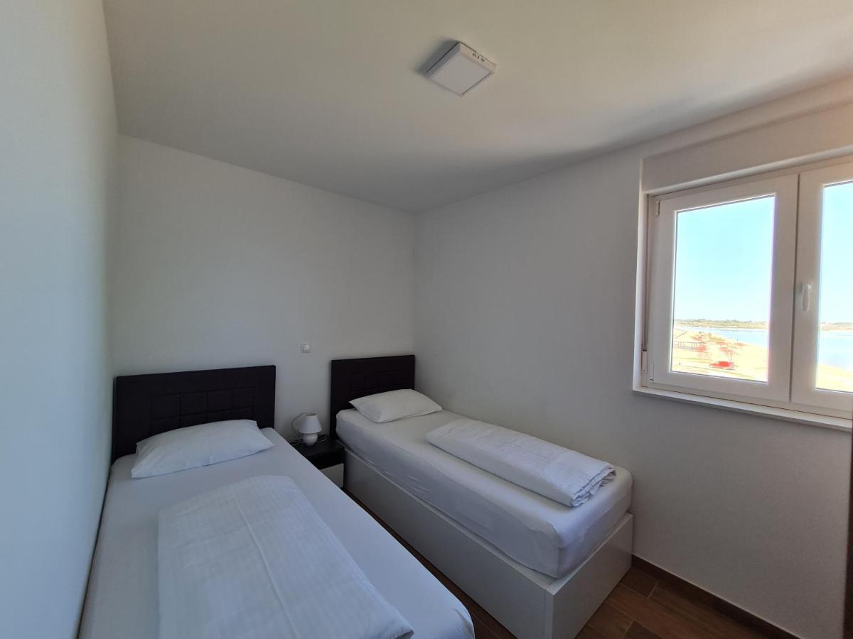 Apartmani Adria 宁 外观 照片