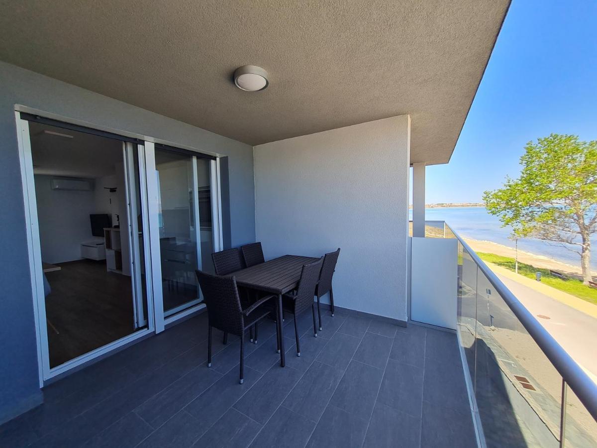 Apartmani Adria 宁 外观 照片