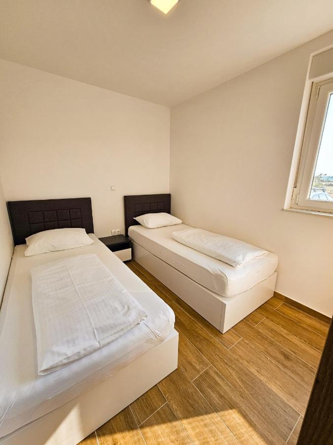 Apartmani Adria 宁 外观 照片